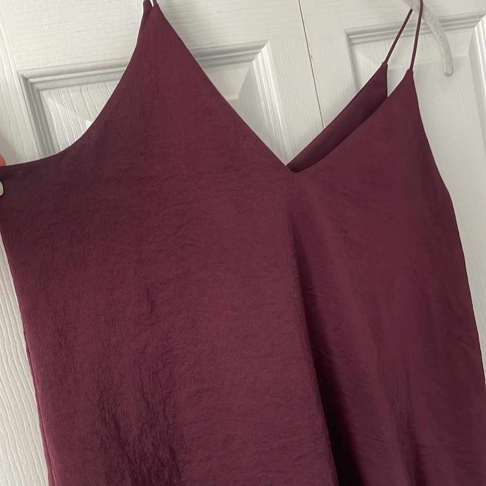 Express Tank Top - Picture 3 of 5